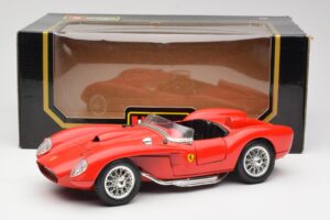 Ferrari 250 Testa Rossa Rouge Bburago 1:18 3007 Métal — image 8 sur 8