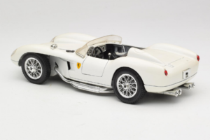 Ferrari 250 Testa Rossa Blanc Replacement Box Bburago 1:18 3007-R3 Métal — image 7 sur 8