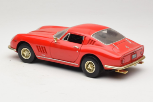 Ferrari 275 GTB/4 Rouge ERTL 1:18 7493-P1 Métal — image 7 sur 8