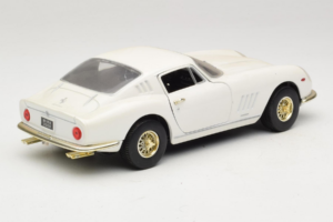 Ferrari 275 GTB/4 Blanc ERTL 1:18 7493 Métal — image 3 sur 8