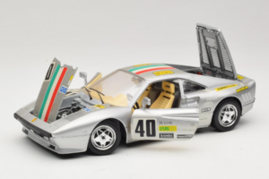 Ferrari 288 GTO #40 Argent 1984 Bburago 1:18 3027-S1 Métal — image 2 sur 8