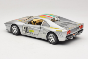 Ferrari 288 GTO #40 Argent 1984 Bburago 1:18 3027-S1 Métal — image 7 sur 8