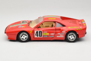 Ferrari 288 GTO Rally #40 Rouge 1986 Bburago 1:18 3057-P1 Métal — image 4 sur 8