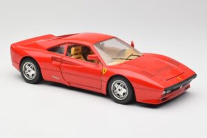 Ferrari 288 GTO Rouge Bburago 1:18 3027 Métal — image 6 sur 8