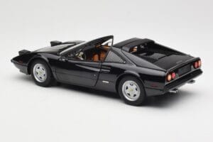 Ferrari 308 GTS Noir Hot Wheels 1:18 P9899 Métal — image 7 sur 8