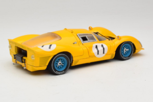 Ferrari 330 P4 #11 Jaune Spa-Francorchamps 1967 Eagles Race 1:18 38007-Y1 Métal — image 3 sur 8