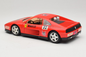 Ferrari 348 TB #32 Pirelli Rouge 1989 Bburago 1:18 3039-P1 Métal — image 7 sur 8