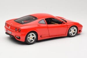 Ferrari 360 Modena Rouge Bburago 1:18 3358 Métal — image 3 sur 8