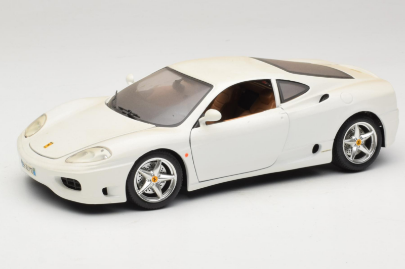 Ferrari 360 Modena Blanc Bburago 1:18 3368-W1 Métal