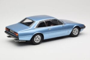 Ferrari 365 GT4 2+2 Bleu KK-Scale 1:18 KKDC180162 Métal — image 2 sur 6