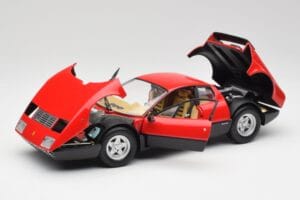 Ferrari 365 GT4/BB Rouge Kyosho 1:18 08173R Métal — image 2 sur 8