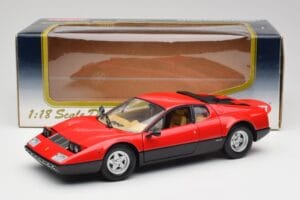 Ferrari 365 GT4/BB Rouge Kyosho 1:18 08173R Métal — image 8 sur 8