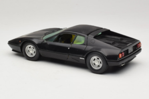 Ferrari 365 GT4 BB Noir Chrono 1:18 CH002 Métal — image 7 sur 8