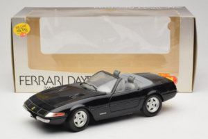 Ferrari 365 GTB/4 Daytona Cabriolet Noir Techno Giodi 1:18 40011-B1 Métal — image 8 sur 8