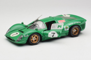 Ferrari 412P #7 Vert 24 Hours of Daytona 1967 Eagles Race 1:18 37000 Métal — image 2 sur 8