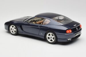 Ferrari 456 GT Bleu Bburago 1:18 3036 Métal — image 4 sur 8