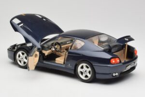 Ferrari 456 GT Bleu Bburago 1:18 3036 Métal — image 7 sur 8