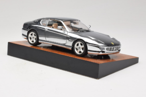 Ferrari 456 GT Chrome Silver Bburago 1:18 3746-R1 Métal — image 6 sur 8