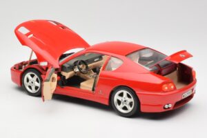 Ferrari 456 GT Rouge Bburago 1:18 3036-M1 Métal — image 5 sur 8