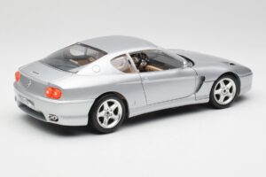 Ferrari 456 GT Argent Bburago 1:18 3036-M2 Métal — image 3 sur 8