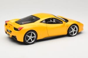 Ferrari 458 Italia Jaune Hot Wheels 1:18 P9894 Métal — image 3 sur 8