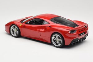 Ferrari 488 GTB Rouge Bburago 1:18 18-16008 Métal — image 7 sur 8