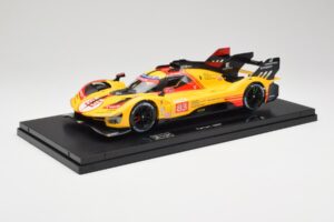 Ferrari 499P Hypercar AF Corse #83 R. Kubica / Y. Ye / R. Shwartzman 24 Hours of Le Mans 2024 Bburago 1:18 18-16313-83-VET Mé
