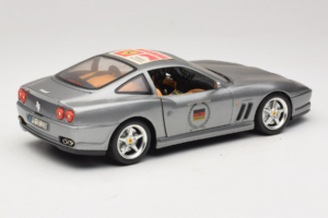 Ferrari 550 Maranello 25 Ferrari Model Club Argent Bburago 1:18 3344-S1 Métal — image 3 sur 7