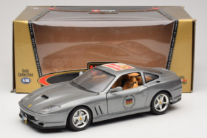 Ferrari 550 Maranello 25 Ferrari Model Club Argent Bburago 1:18 3344-S1 Métal — image 7 sur 7