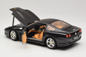 Ferrari 550 Maranello Noir Métallisé Bburago 1:18 3344-B1 Métal — image 5 sur 8