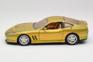 Ferrari 550 Maranello Gold Metallic Braccio & Gotz Bburago 1:18 3044-G1 Métal — image 4 sur 8