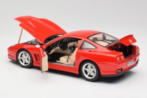 Ferrari 550 Maranello Rouge Bburago 1:18 3064 Métal — image 5 sur 8