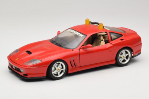 Ferrari 550 Maranello Safety Car Rosso Corsa Bburago 1:18 3064-P1 Métal