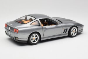 Ferrari 550 Maranello Argent Bburago 1:18 3344 Métal — image 3 sur 8