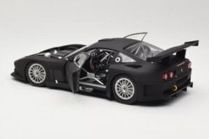 Ferrari 575 GTC GT1 2004 Kyosho 1:18 08391B Métal — image 5 sur 8