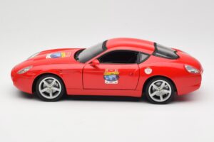 Ferrari 575 GTZ Zagato Rouge Hot Wheels 1:18 L2960 Métal — image 4 sur 8
