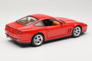 Ferrari 575M Maranello Rouge Hot Wheels 1:18 54937 Métal — image 3 sur 8
