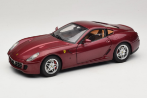 Ferrari 599 GTB Fiorano Rouge Foncé Hot Wheels 1:18 M1200 Métal