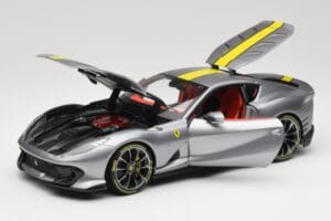 Ferrari 812 Competizione Grigio Coburn Bburago 1:18 18-01647 Métal — image 2 sur 8