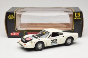 Ferrari Dino 246 GT Blanc Anson 1:18 3580 Métal — image 8 sur 8