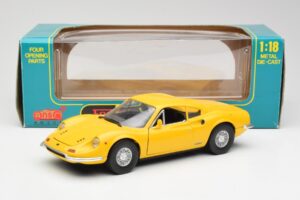 Ferrari Dino 246 GT Jaune Anson 1:18 30301W Métal — image 8 sur 8