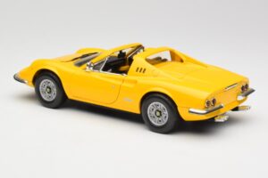 Ferrari Dino 246 GTS Jaune Hot Wheels 1:18 23920 Métal — image 7 sur 8