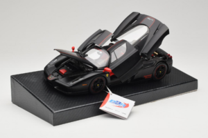 Ferrari Enzo Matt Black Édition Limitée BBR 1:18 HE180029 Métal — image 2 sur 9