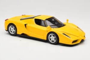 Ferrari Enzo Jaune Hot Wheels 1:18 C1550 Métal — image 6 sur 8