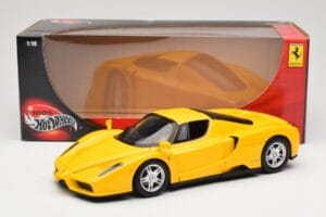 Ferrari Enzo Jaune Hot Wheels 1:18 C1550 Métal — image 8 sur 8