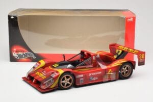 Ferrari F333 SP #30 Moretti 2001 Hot Wheels 1:18 29750 Métal — image 6 sur 6