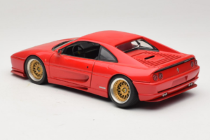 Ferrari F355 Berlinetta Rouge Avec Jantes Or Personnalisées UT Models 1:18 180074020-P5 Métal — image 7 sur 8