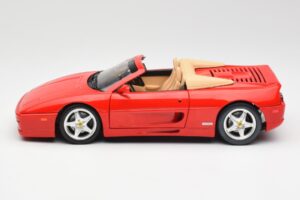 Ferrari F355 Spider Rouge Hot Wheels 1:18 25733 Métal — image 4 sur 8