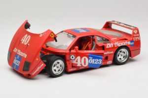 Ferrari F40 #40 J-P. Jabouille / O. Grouillard Art Sports 1987 Bburago 1:18 3332-A1 Métal — image 2 sur 8
