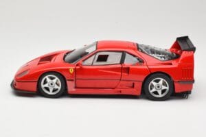 Ferrari F40 Competizione Test Version Rouge Hot Wheels 1:18 P9922 Métal — image 4 sur 8